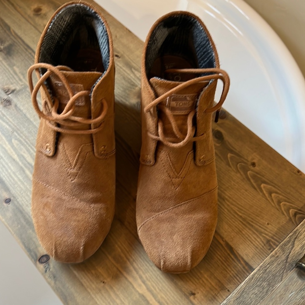 Toms booties